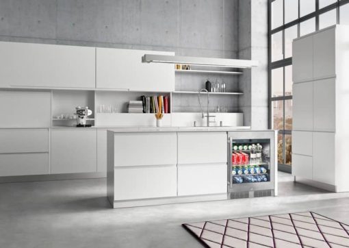 Liebherr 24" Stainless Frame Undercounter Beverage Center - Image 5