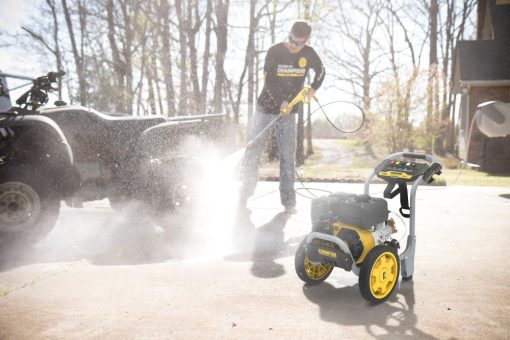 Champion Power Equipment 3200 PSI Pressure Washer - Image 2