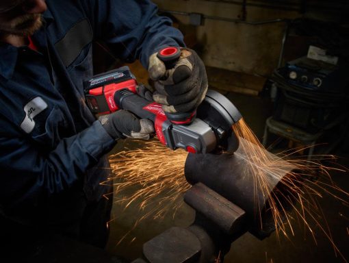 M18 FUEL™ 4-1/2 in. / 5 in. Braking Grinder Kit - Image 4