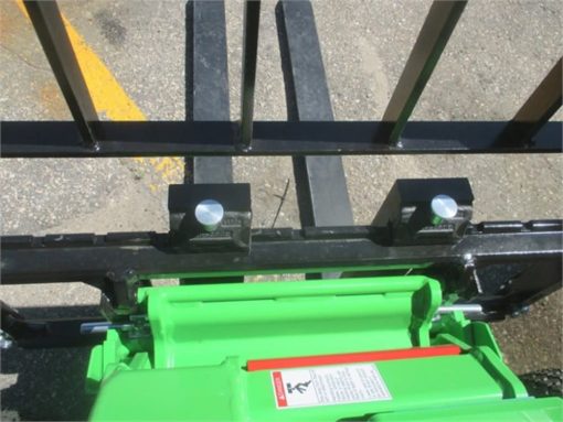 Avant 42" Pallet Fork Attachment CAPF42 - Image 5
