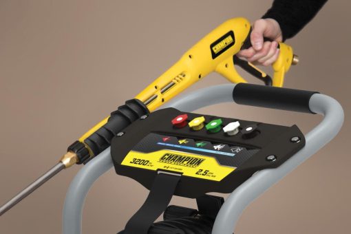 Champion 3200-PSI 2.5-GPM Gas Pressure Washer with Honda Engine - Image 3