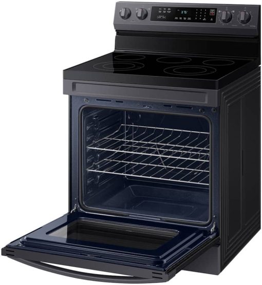 Samsung 6.3 Cu. Ft. Fingerprint Resistant Black Stainless Steel Smart Freestanding Electric Range With Rapid Boil & Self Clean - Image 4