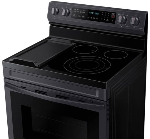 Samsung 6.3 Cu. Ft. Fingerprint Resistant Black Stainless Steel Smart Freestanding Electric Range With No-Preheat Air Fry, Convection+ & Griddle - Image 5