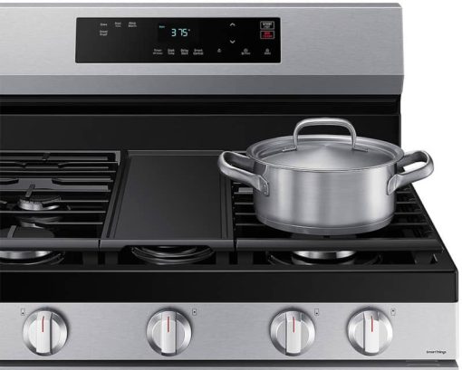 Samsung 6 Cu. Ft. Stainless Steel Smart Freestanding Gas Range With Integrated Griddle - Image 4