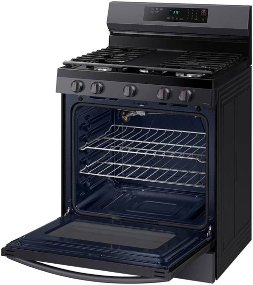 Samsung 6 Cu. Ft. Fingerprint Resistant Black Stainless Steel Smart Freestanding Gas Range With 18K BTU Dual Ring Power Burner And Self Clean - Image 4