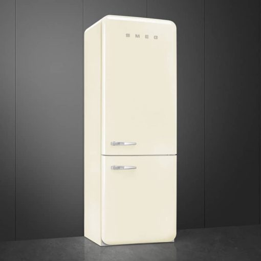 Smeg 50's Retro Style Aesthetic 18 Cu. Ft. Cream Right-Hinge Bottom Freezer Refrigerator With Manual Ice Maker - Image 4