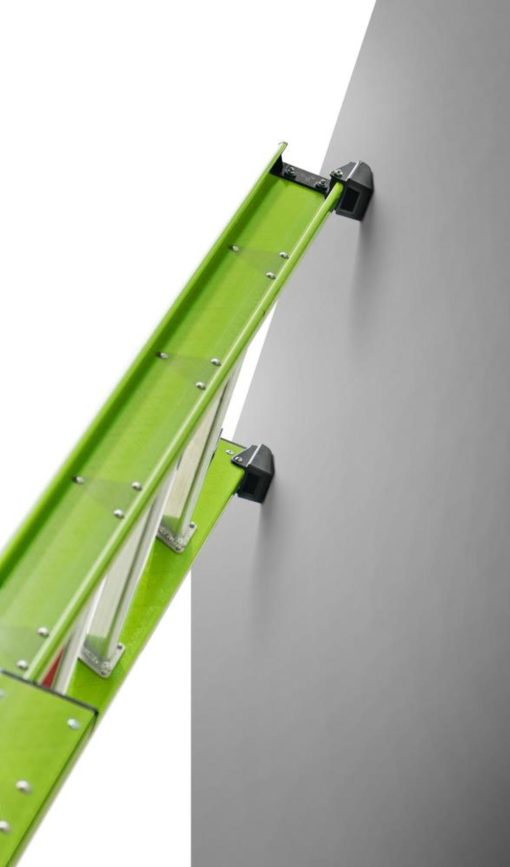 HyperLite SumoStance 32 ft Type IAA Fiberglass Extension Ladder - Image 3