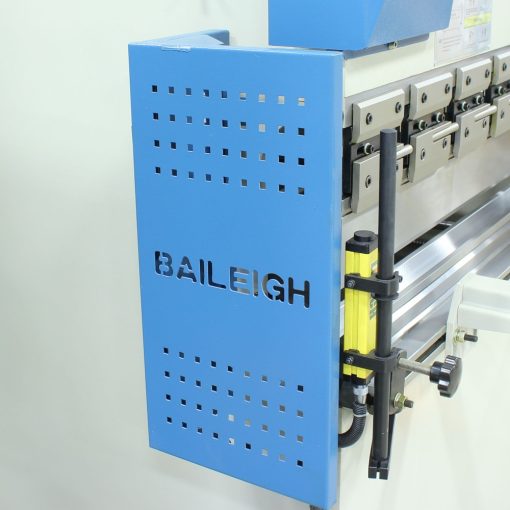 Baileigh BP-3305CNC Hydraulic Press Brake 63" 33 Ton - Image 9