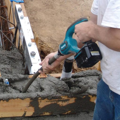 18V LXT Lithium-Ion Cordless 8 Ft. Concrete Vibrator Kit (5.0Ah) - Image 6