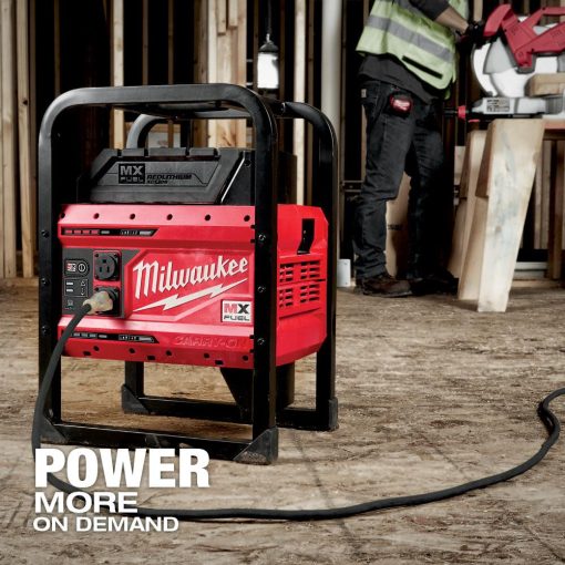 Milwaukee MX FUEL™ CARRY-ON™ 3600W/1800W Power Supply - Image 23