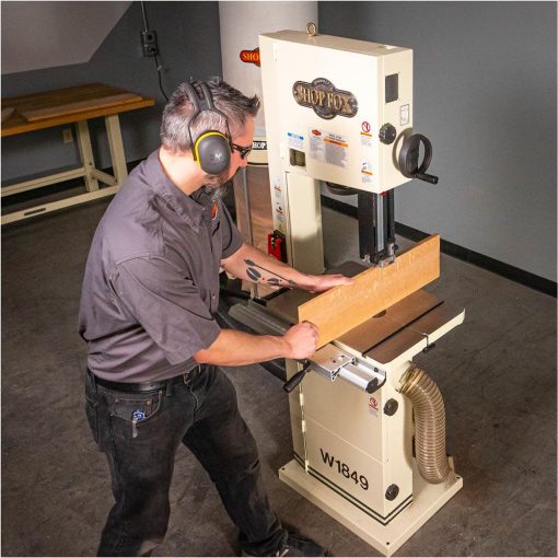 Shop Fox Resaw Bandsaw 110V/220V 2HP 1 Phase - Image 3