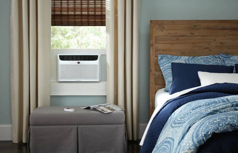 frigidaire-25000-window-mounted-room-air-conditioner-FHWE252WA2-lifestyle.jpg