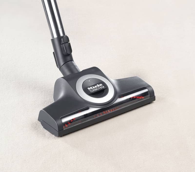 miele-vacuum-C1TURBOTEAM-brush-carpet.jpg