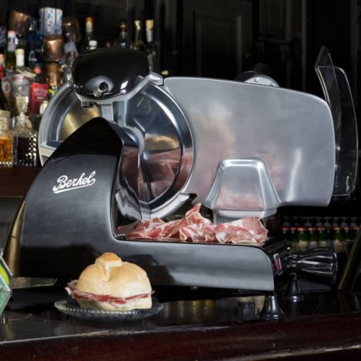Berkel Red Line 250 Black Electric Food Slicer - Image 2