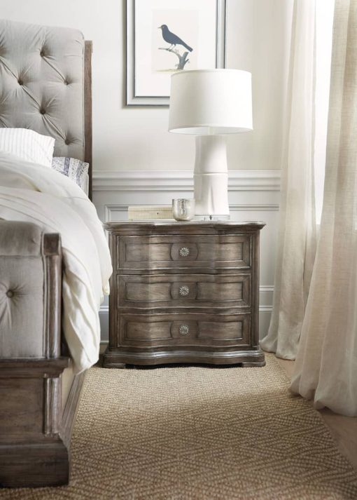 Hooker Furniture Bedroom Woodlands Three-Drawer Nightstand - Image 3