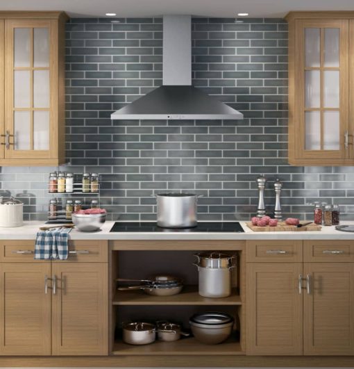 GE 36" Stainless Steel Wall-Mount Pyramid Chimney Hood - Image 3