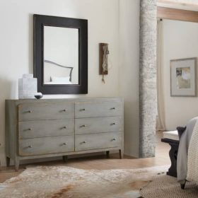 Hooker Furniture Bedroom Ciao Bella Six-Drawer Dresser - Image 4