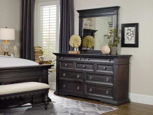 Hooker Furniture Bedroom Treviso Dresser - Image 5