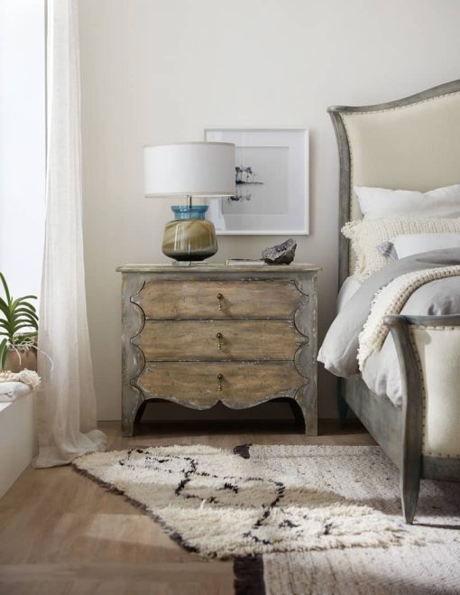 Hooker Furniture Bedroom Ciao Bella Bachelors Chest - Image 5
