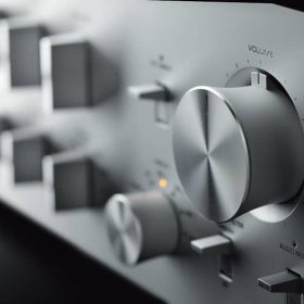 Yamaha Silver Preamplifier - Image 5