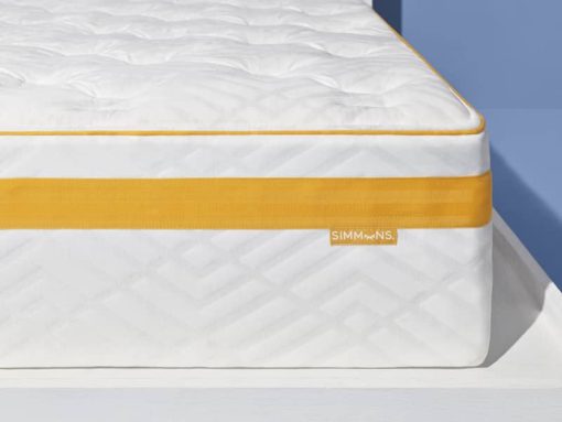 Simmons 12" Plush Hybrid Queen Mattress In A Box - Image 4