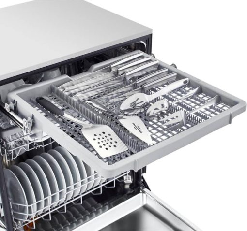 LG 24" White Front Control Dishwasher With Quadwash And 3rd Rack - Image 4