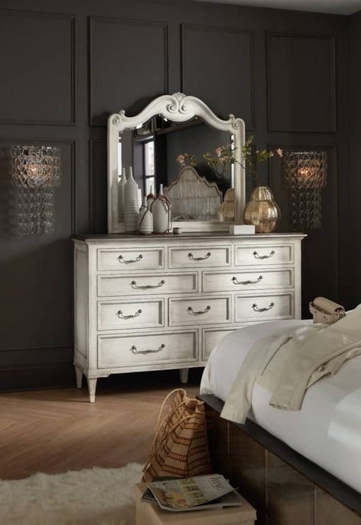 Hooker Furniture Bedroom Arabella Ten-Drawer Bureau - Image 3