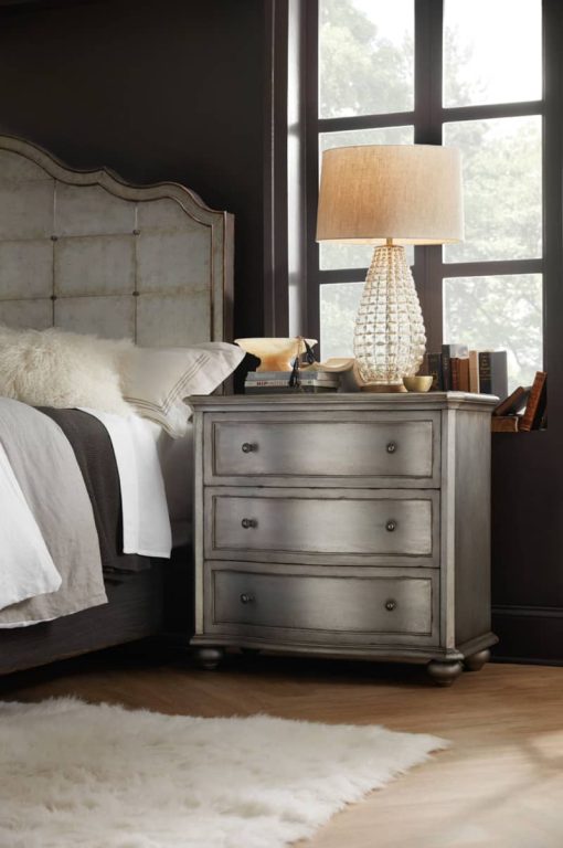Hooker Furniture Bedroom Arabella Bachelor Chest - Image 3