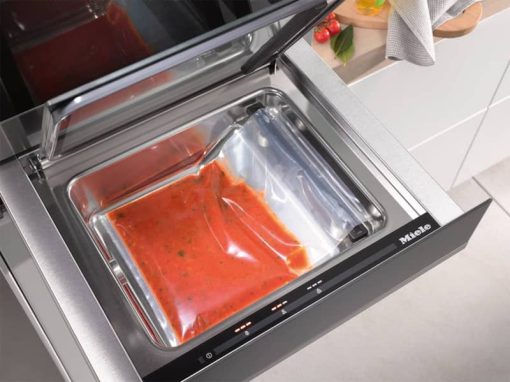 Miele EVS 7010 AM 24" Obsidian Black Handleless Vacuum Sealing Drawer - Image 5