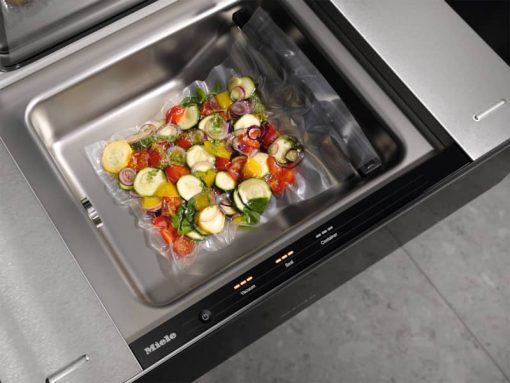 Miele EVS 7010 AM 24" Obsidian Black Handleless Vacuum Sealing Drawer - Image 9
