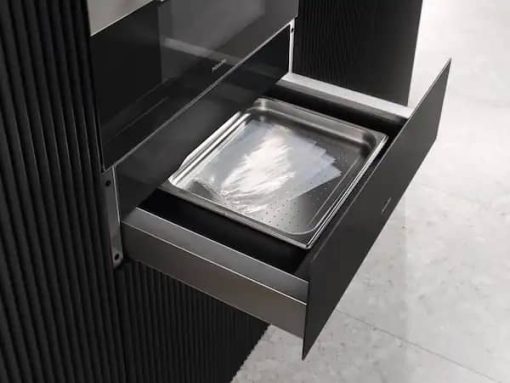 Miele EVS 7670 30" Obsidian Black Handleless Vacuum Sealing Drawer - Image 2