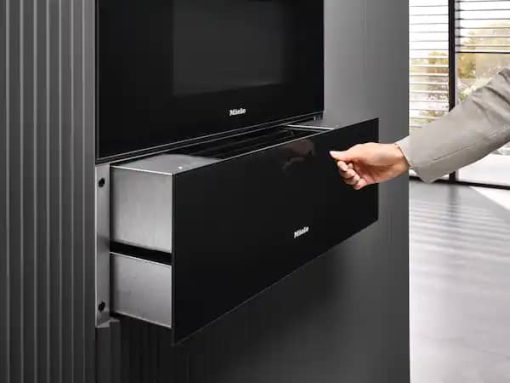 Miele EVS 7670 30" Obsidian Black Handleless Vacuum Sealing Drawer - Image 11