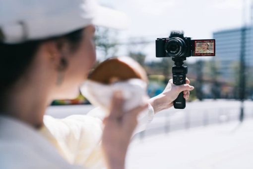 Sony Alpha ZV-E10 Mirrorless Vlog Camera Body With 16-50mm Kit Lens - Image 16