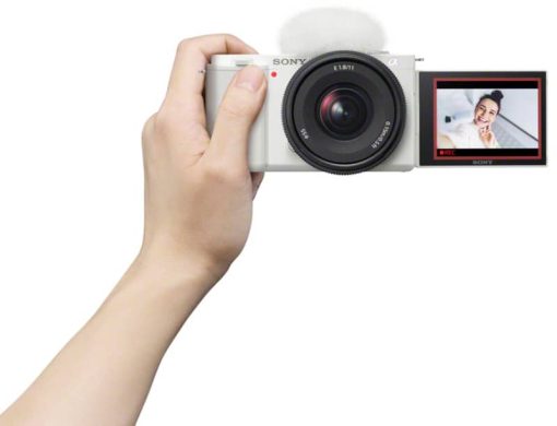 Sony E 11mm F1.8 APS-C Ultra-wide-angle Prime Lens - Image 8