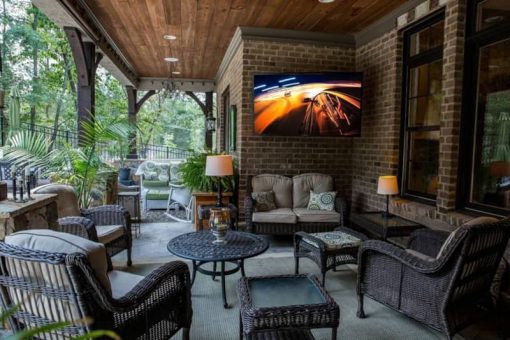 SunBrite 43" Veranda Series Full Shade Outdoor 4K HDR UHD TV - Image 9