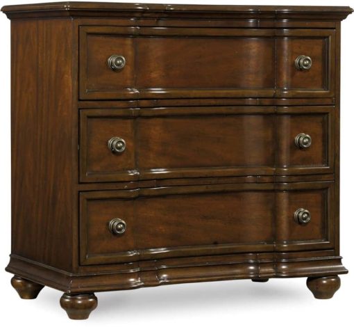 Hooker Furniture Bedroom Leesburg Bachelors Chest