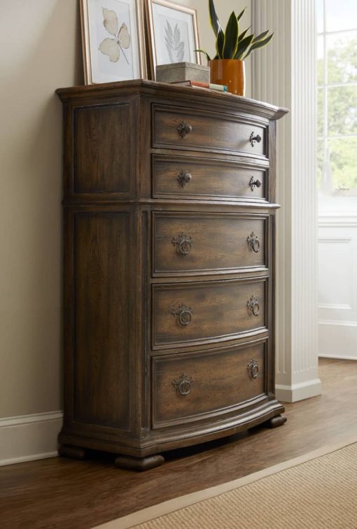 Hooker Furniture Bedroom Gillespie Five-Drawer Chest - Image 3