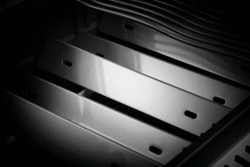 Napoleon Rogue SE 425 RSIB Stainless Steel Liquid Propane Freestanding Grill - Image 6