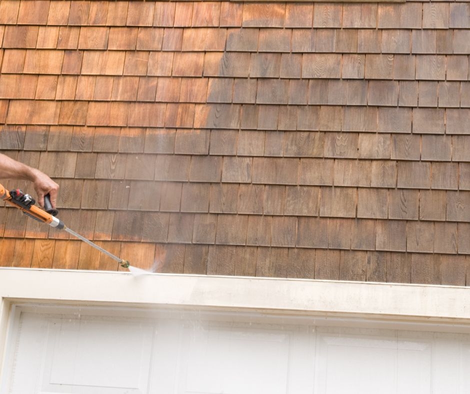 Pressure Cleaning to Restore Weathered Decks in Southern Sydney