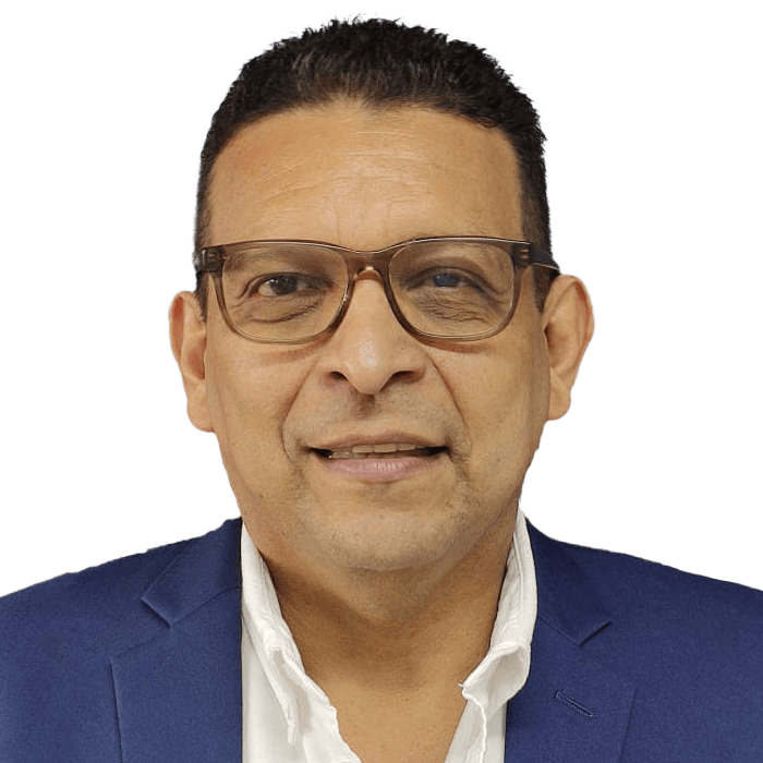 Victor Manuel Saturno Cisneros