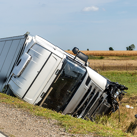 How to Avoid Common Mistakes When Hiring a Truck Accident Lawyer