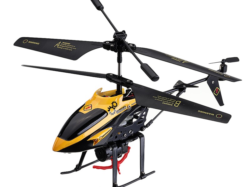 How does a RC helicopter move forward?