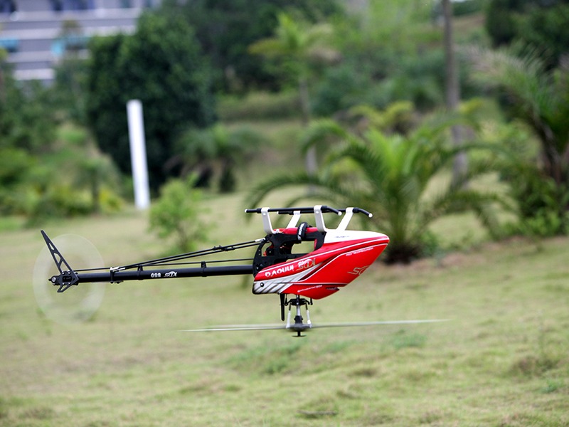 What is a 2 channel RC helicopter?