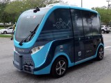 A Florida lab is using self-driving vans to ferry coronavirus tests