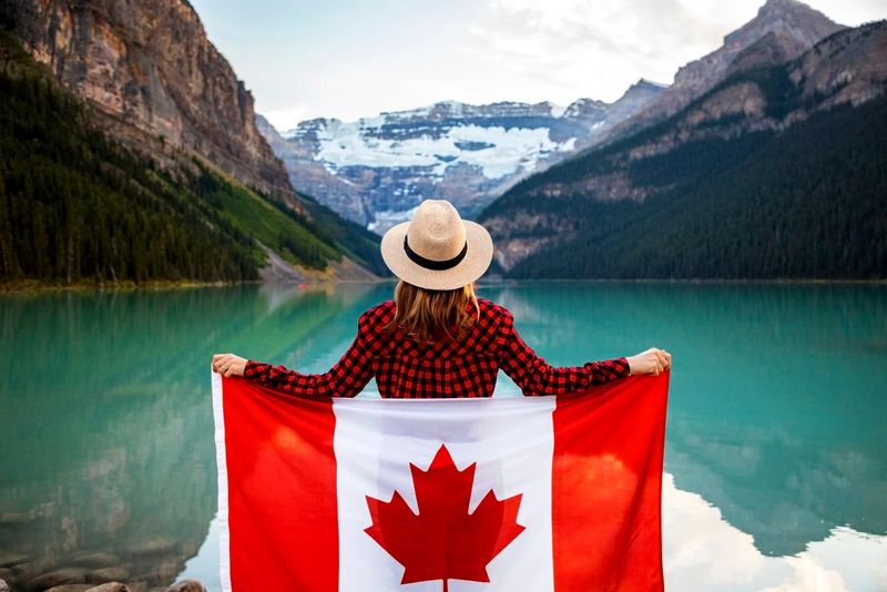 How can a foreigner start a company in Canada? How can a foreigner start a company in Canada?