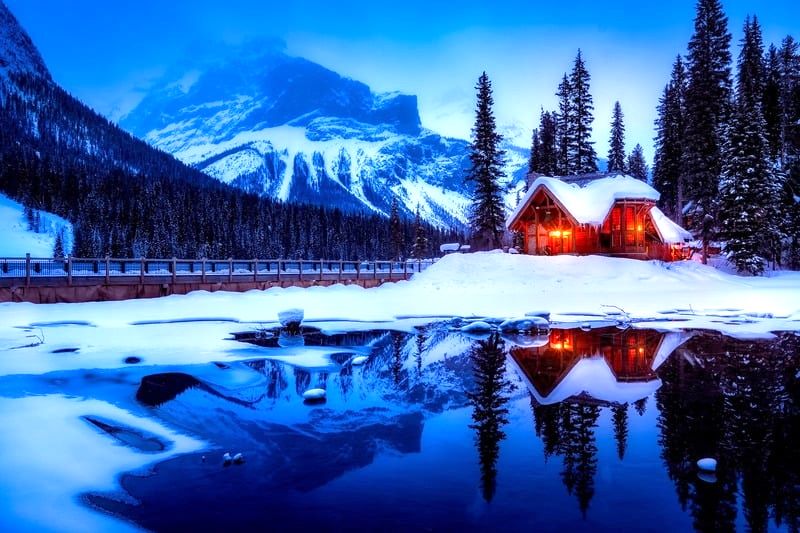 Can a foreigner buy a house in Canada? Can a foreigner buy a house in Canada?