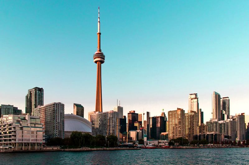 What is the fastest growing business in Canada? What is the fastest growing business in Canada?