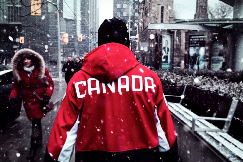Is it difficult to do business in Canada? Is it difficult to do business in Canada?