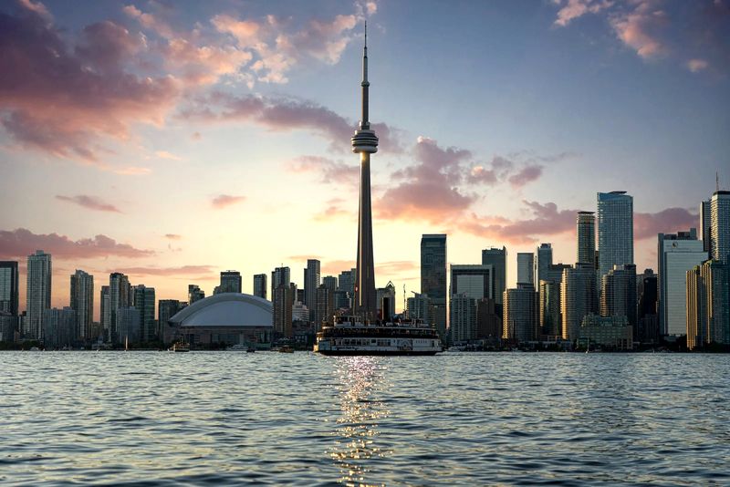 Does Canada allow dual citizenship? Does Canada allow dual citizenship?