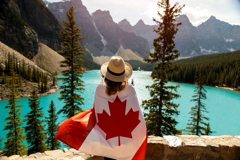 How much tax does a small business pay in Canada?